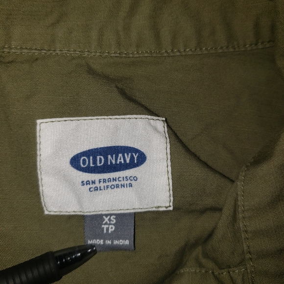 Old Navy Twill Shirt Jacket - Picture 8 of 9